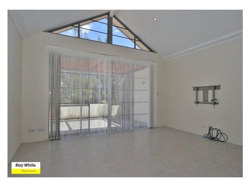 17 Liten Lane, Ellenbrook WA 6069