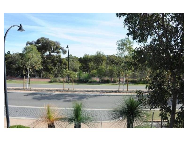 14 Elmridge Parkway, Ellenbrook WA 6069