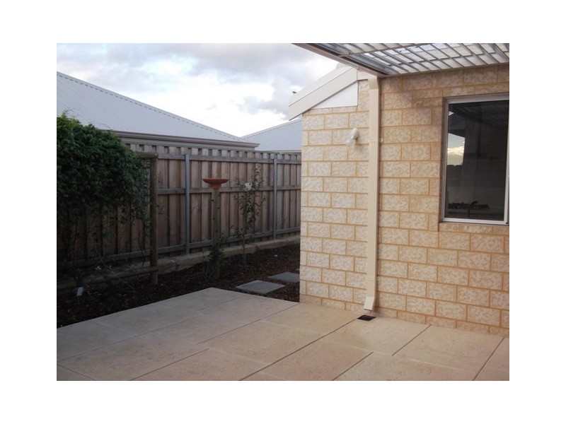 14 Elmridge Parkway, Ellenbrook WA 6069