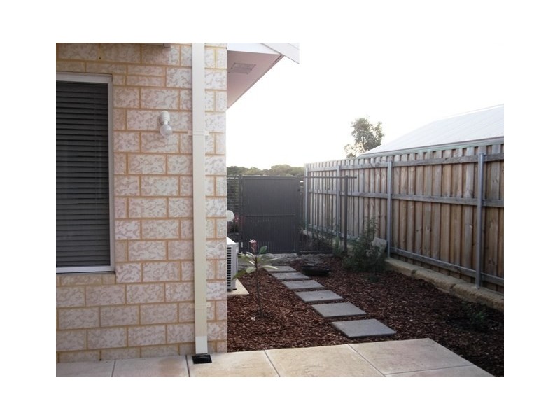 14 Elmridge Parkway, Ellenbrook WA 6069