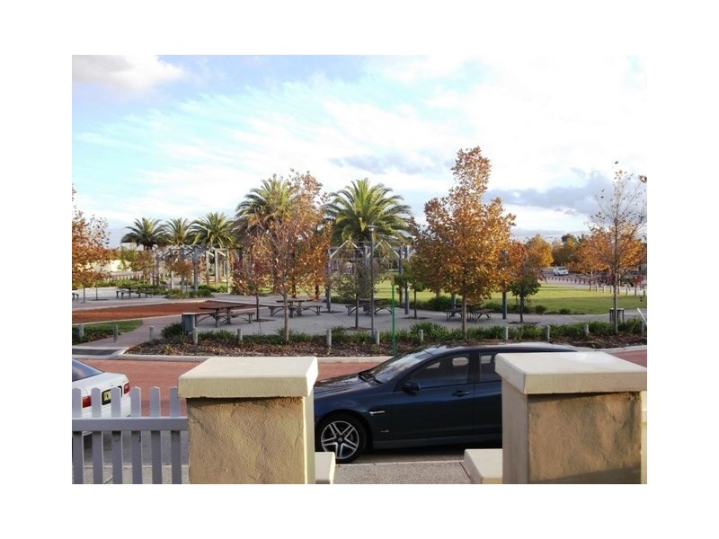 73 Brookmount Drive, Ellenbrook WA 6069