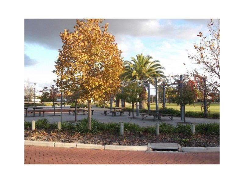 73 Brookmount Drive, Ellenbrook WA 6069