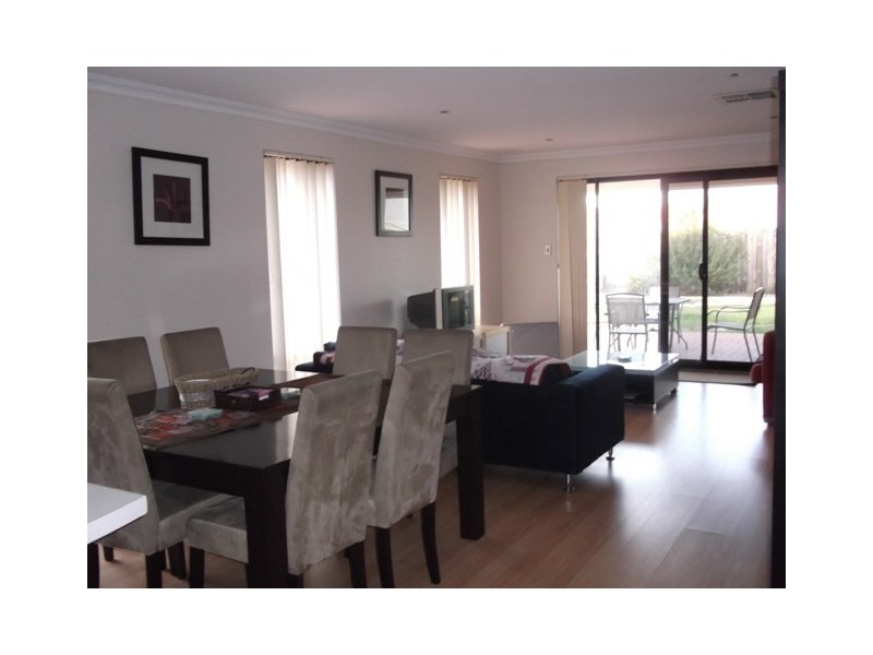 14 Heirisson Turn, Ellenbrook WA 6069