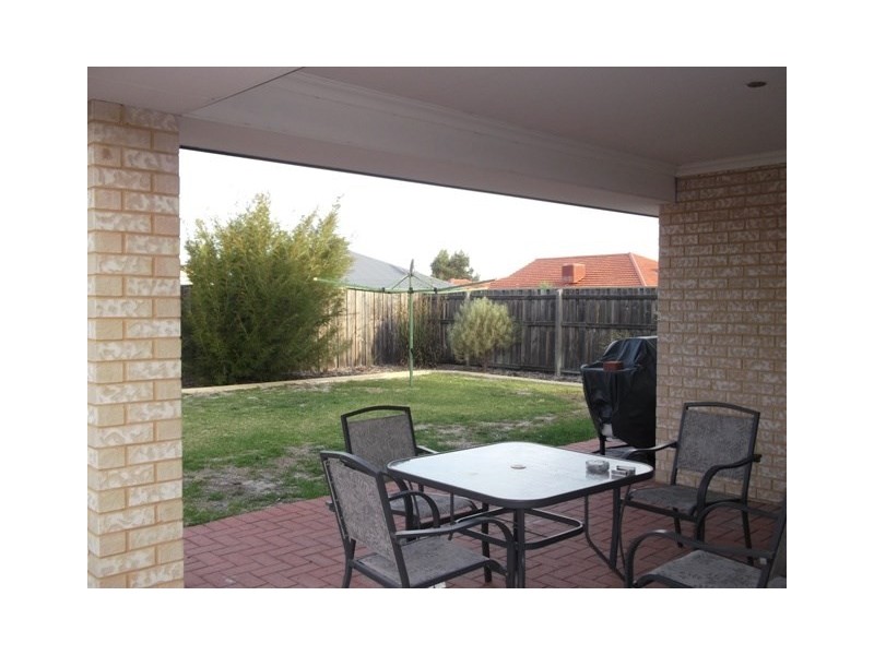 14 Heirisson Turn, Ellenbrook WA 6069