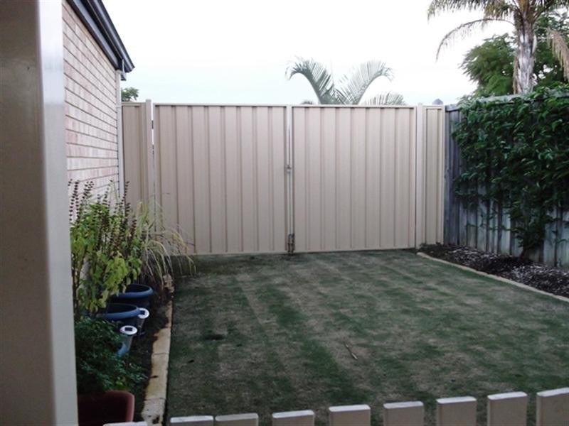 23 Starbush Crescent, Ellenbrook WA 6069