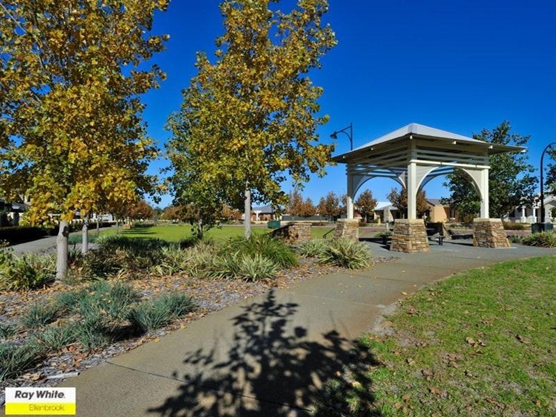 23 Waite Ridge, Aveley WA 6069