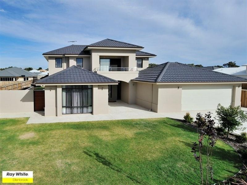 34 Portmarnock Drive, The Vines WA 6069