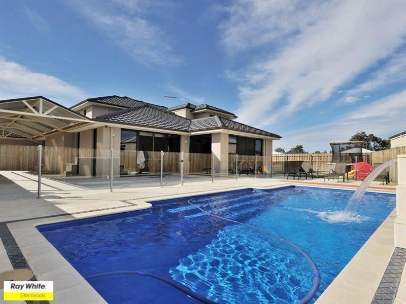 34 Portmarnock Drive, The Vines WA 6069