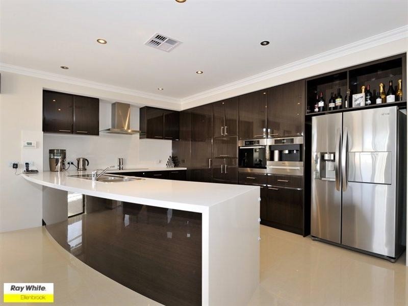 34 Portmarnock Drive, The Vines WA 6069