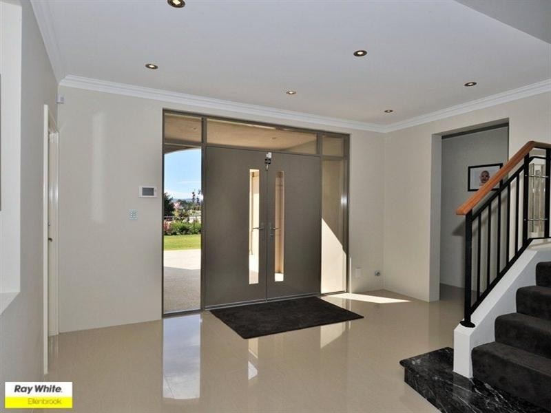 34 Portmarnock Drive, The Vines WA 6069