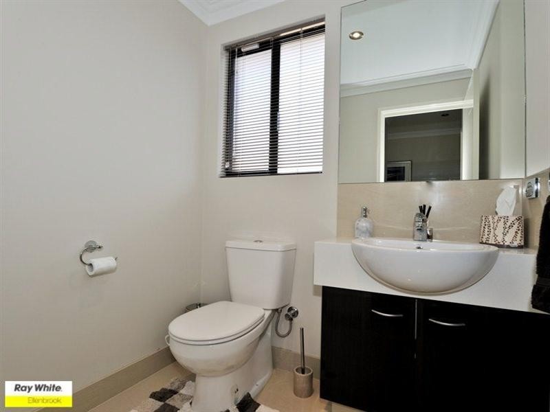 34 Portmarnock Drive, The Vines WA 6069