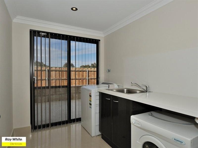 34 Portmarnock Drive, The Vines WA 6069