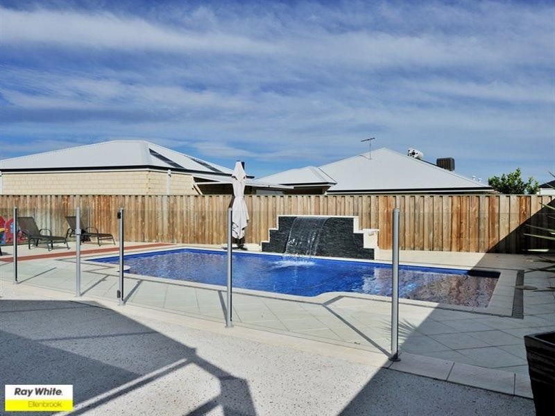 34 Portmarnock Drive, The Vines WA 6069