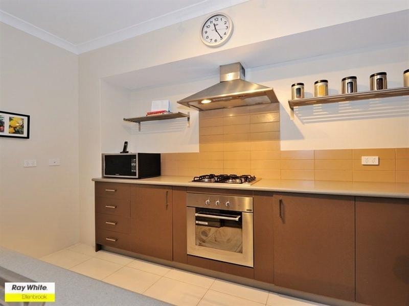 12 Pavilion Circle, The Vines WA 6069