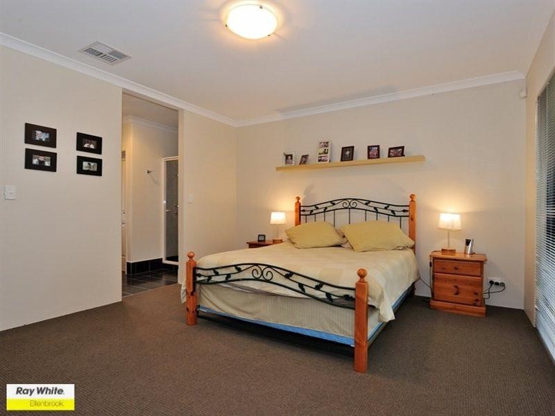 12 Pavilion Circle, The Vines WA 6069