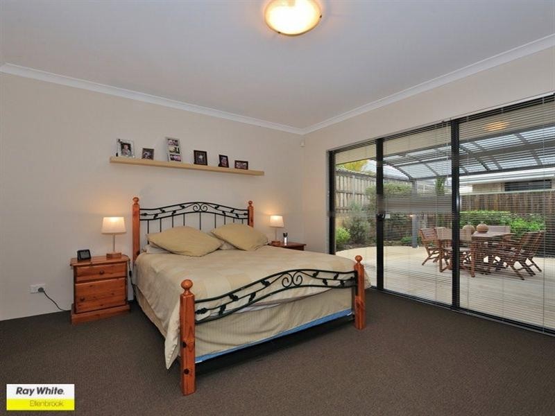 12 Pavilion Circle, The Vines WA 6069