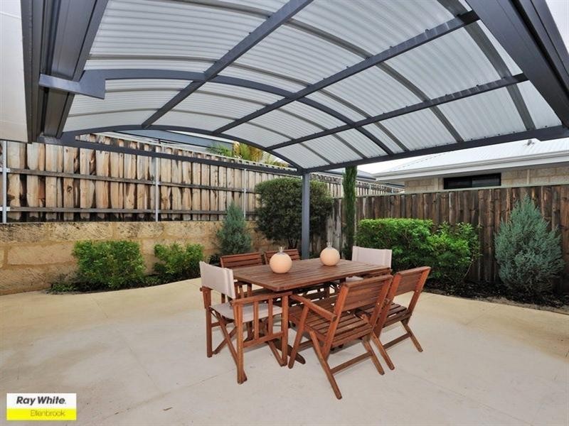 12 Pavilion Circle, The Vines WA 6069