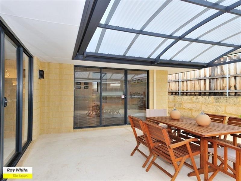 12 Pavilion Circle, The Vines WA 6069