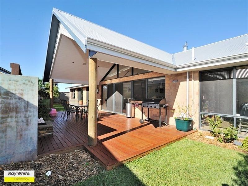 125 Farmaner Parkway, Ellenbrook WA 6069