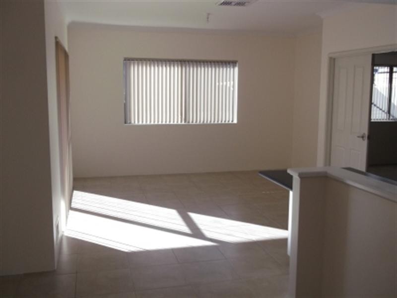 94 Edgecombe Pass, Aveley WA 6069