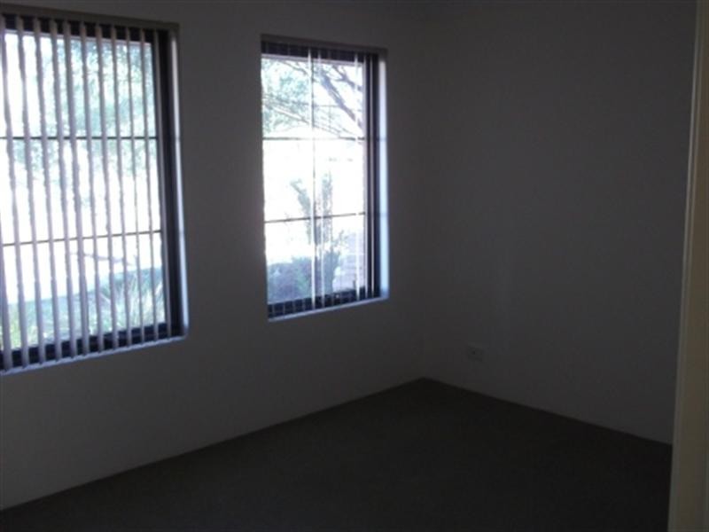 94 Edgecombe Pass, Aveley WA 6069