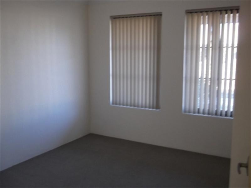 94 Edgecombe Pass, Aveley WA 6069