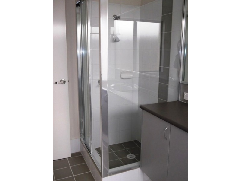 10 Evesham Drive, Ellenbrook WA 6069