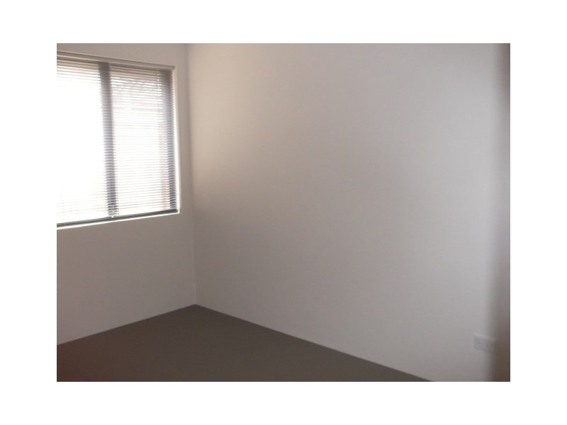 10 Evesham Drive, Ellenbrook WA 6069