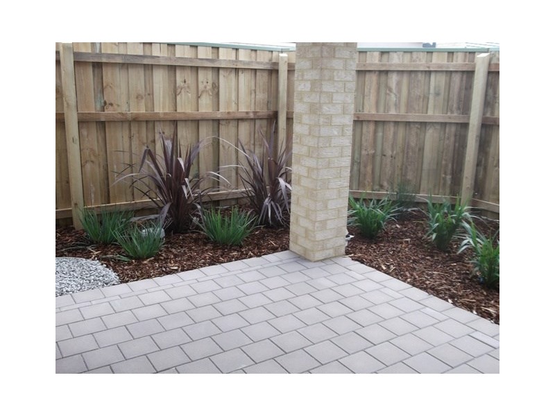 10 Evesham Drive, Ellenbrook WA 6069