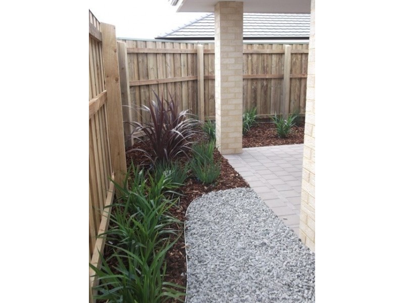 10 Evesham Drive, Ellenbrook WA 6069