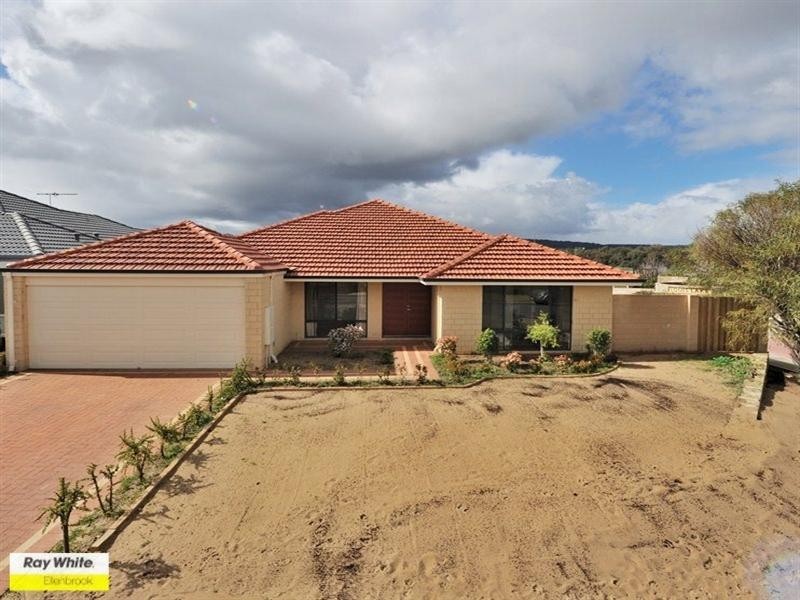 125 Roxburghe Drive, The Vines WA 6069