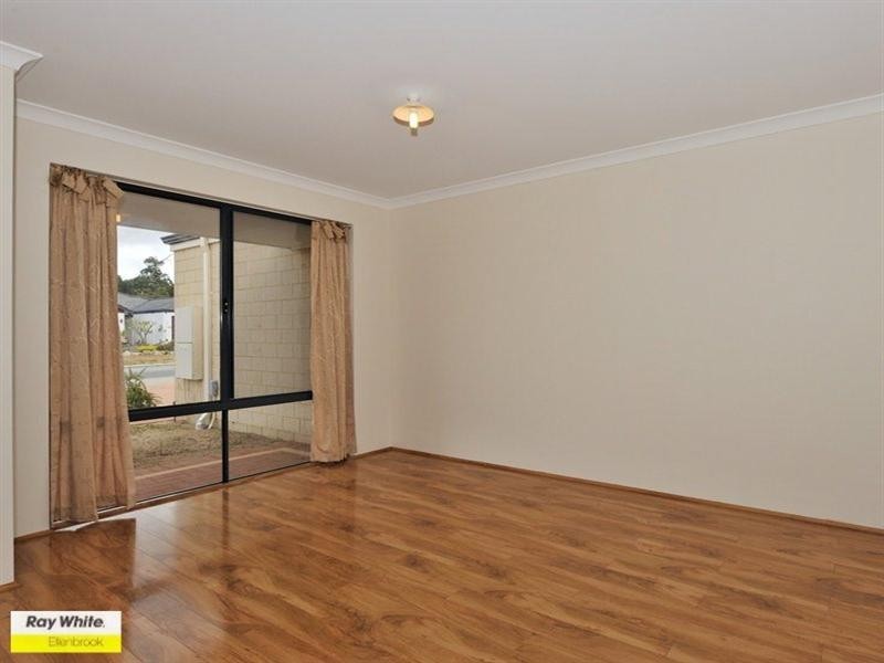 125 Roxburghe Drive, The Vines WA 6069