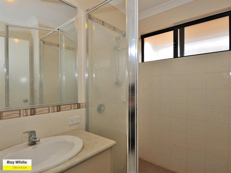 125 Roxburghe Drive, The Vines WA 6069