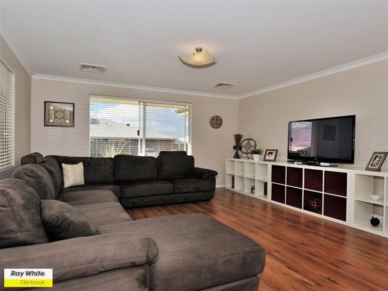 357 Millhouse Road, Aveley WA 6069