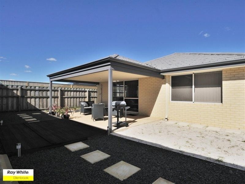6 Coldstream Pass, Ellenbrook WA 6069