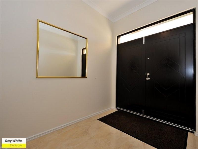 15 Thorold Avenue, Ellenbrook WA 6069