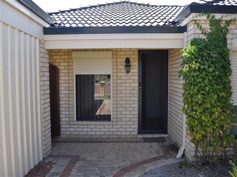 32 Santorini Turn, Ellenbrook WA 6069