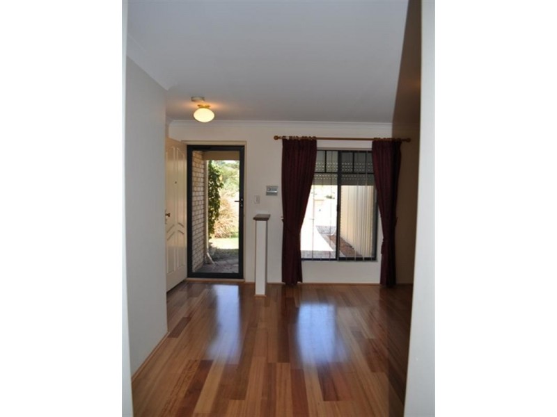 32 Santorini Turn, Ellenbrook WA 6069