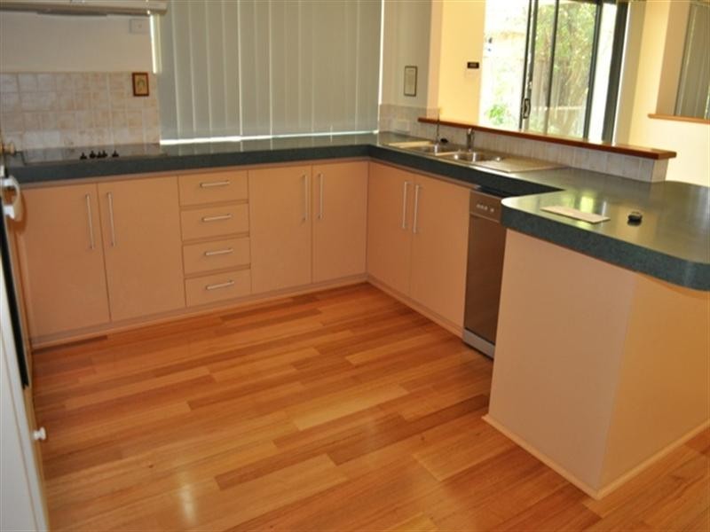 32 Santorini Turn, Ellenbrook WA 6069