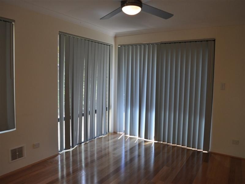 32 Santorini Turn, Ellenbrook WA 6069