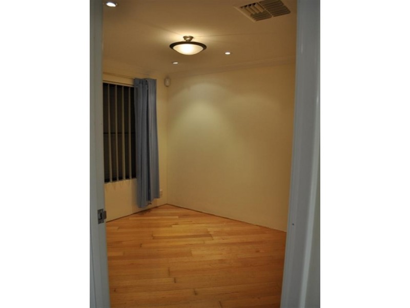 32 Santorini Turn, Ellenbrook WA 6069