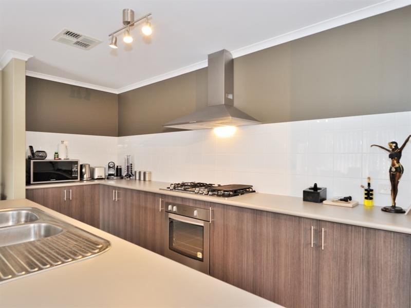 34 Mundego Turn, Ellenbrook WA 6069