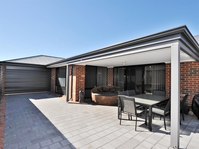 34 Mundego Turn, Ellenbrook WA 6069