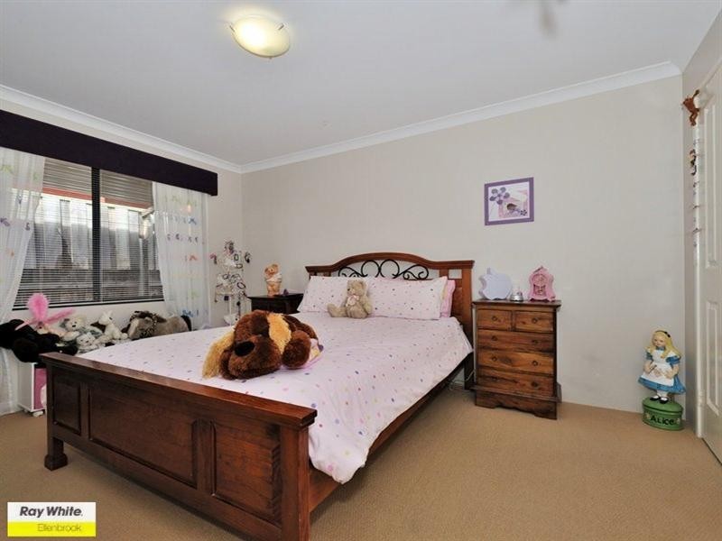 10 Merens Terrace, Henley Brook WA 6055