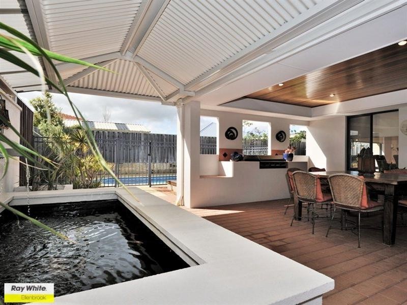 10 Merens Terrace, Henley Brook WA 6055