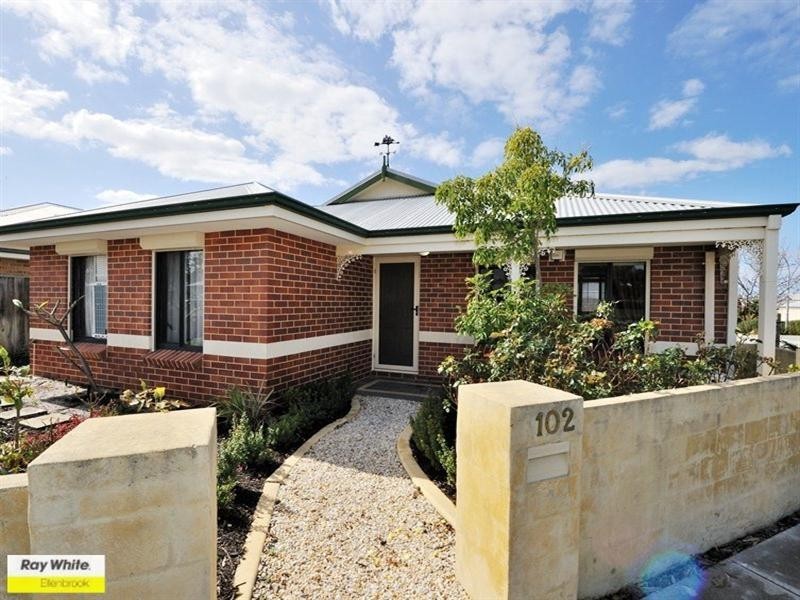 102 Coolamon Boulevarde, Ellenbrook WA 6069