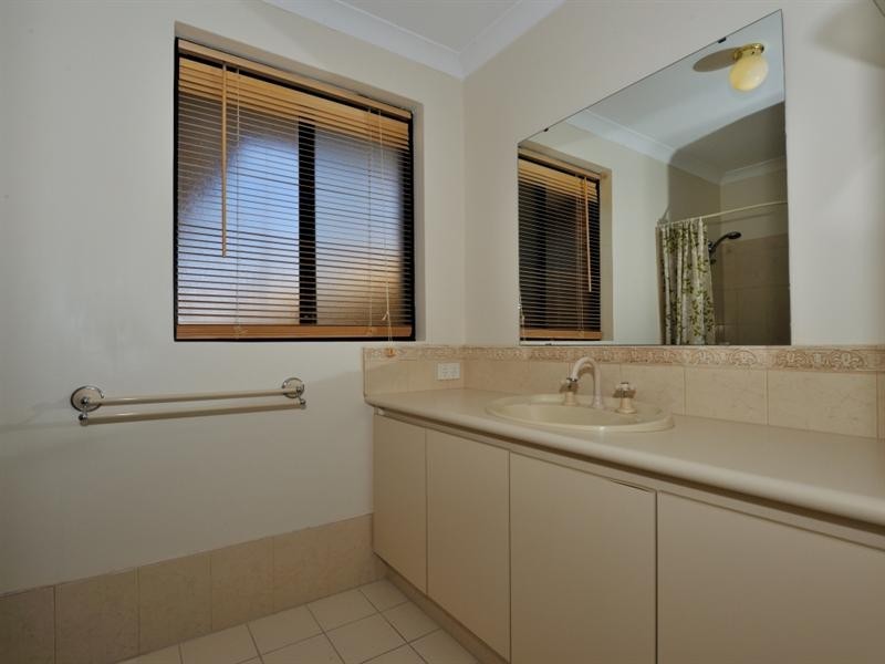 102 Coolamon Boulevarde, Ellenbrook WA 6069