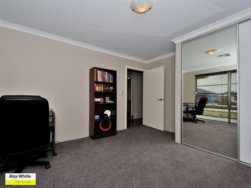 30 Longview Way, The Vines WA 6069