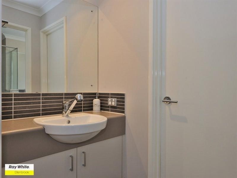 30 Longview Way, The Vines WA 6069