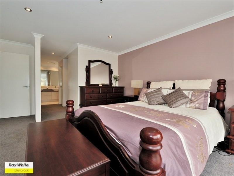 30 Longview Way, The Vines WA 6069